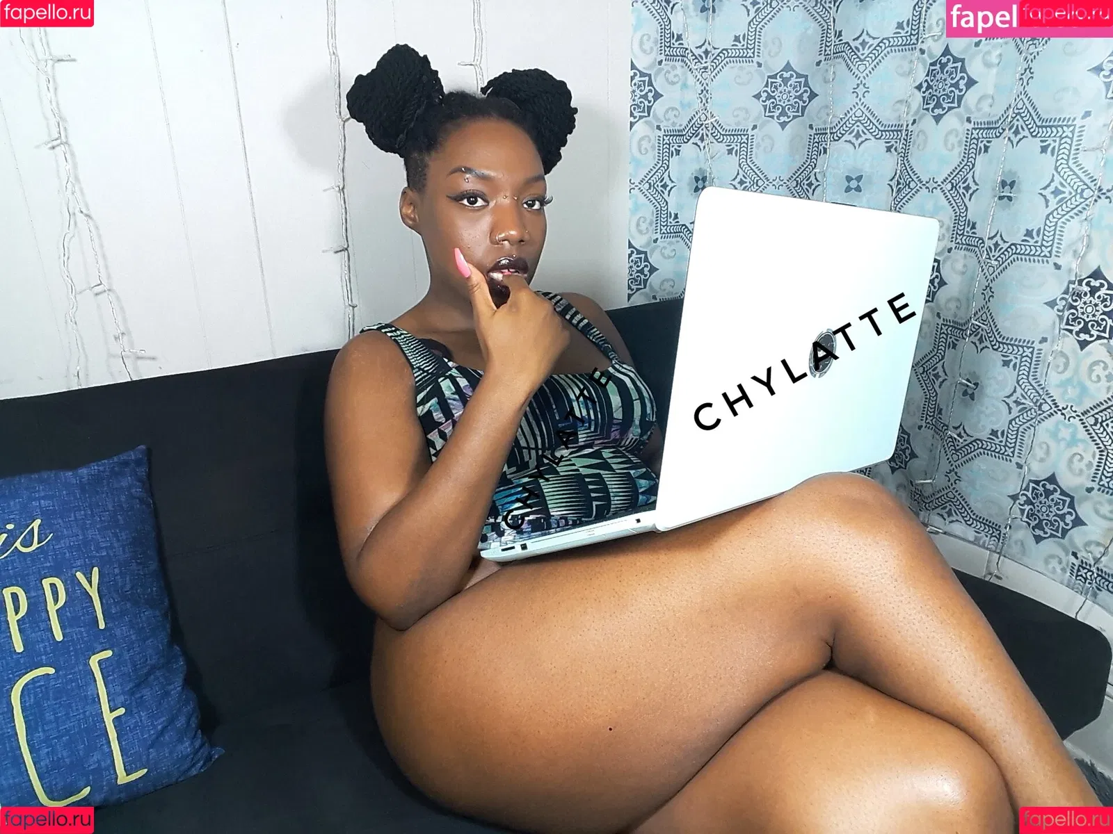 chylattexfree Onlyfans Photo Gallery 