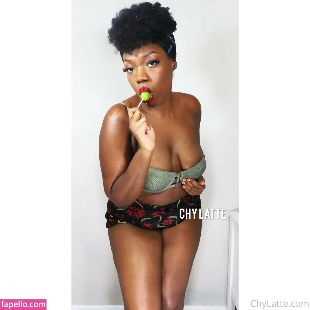 chylattexfree Onlyfans Photo Gallery 