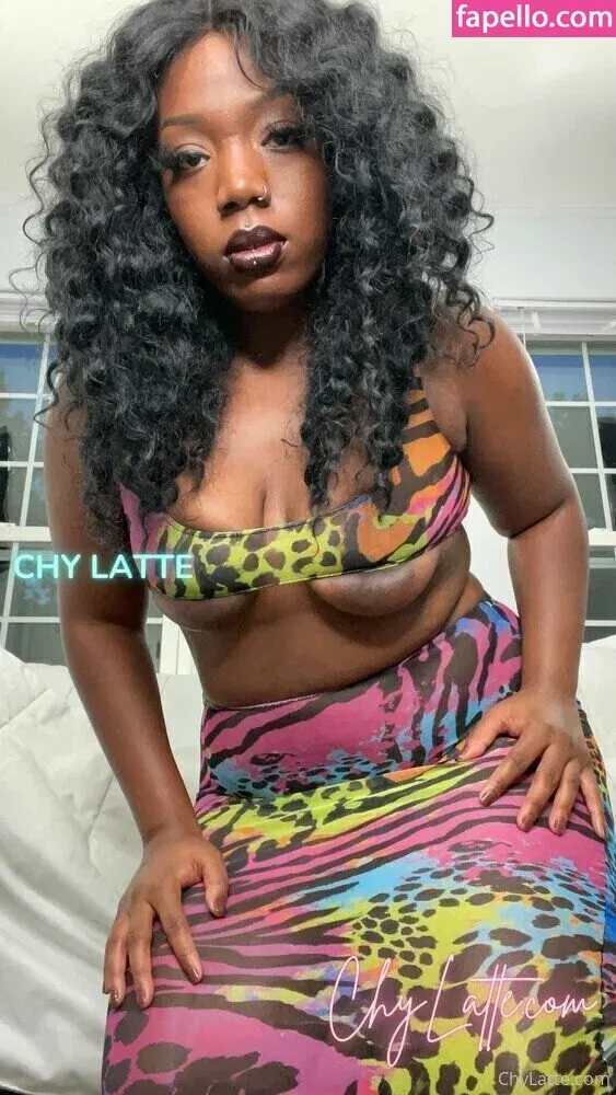 chylattexfree Onlyfans Photo Gallery 