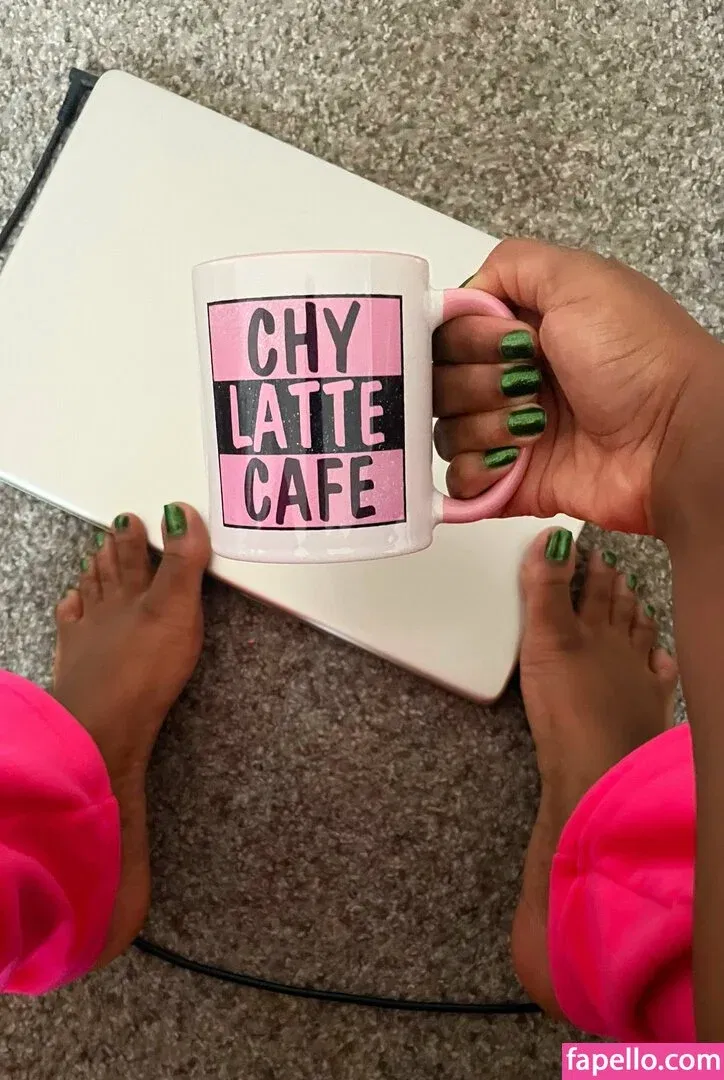 chylattexfree Onlyfans Photo Gallery 