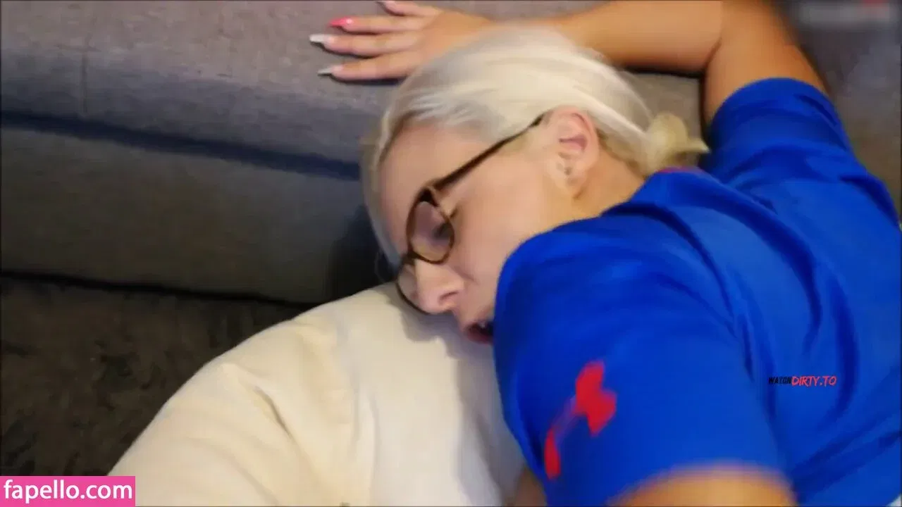 Lilli Vanilli Onlyfans Photo Gallery 