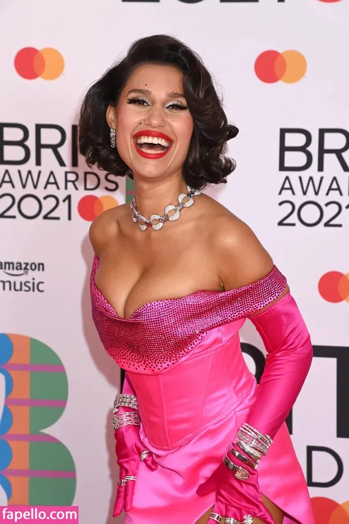 Heycalibear Onlyfans Photo Gallery 