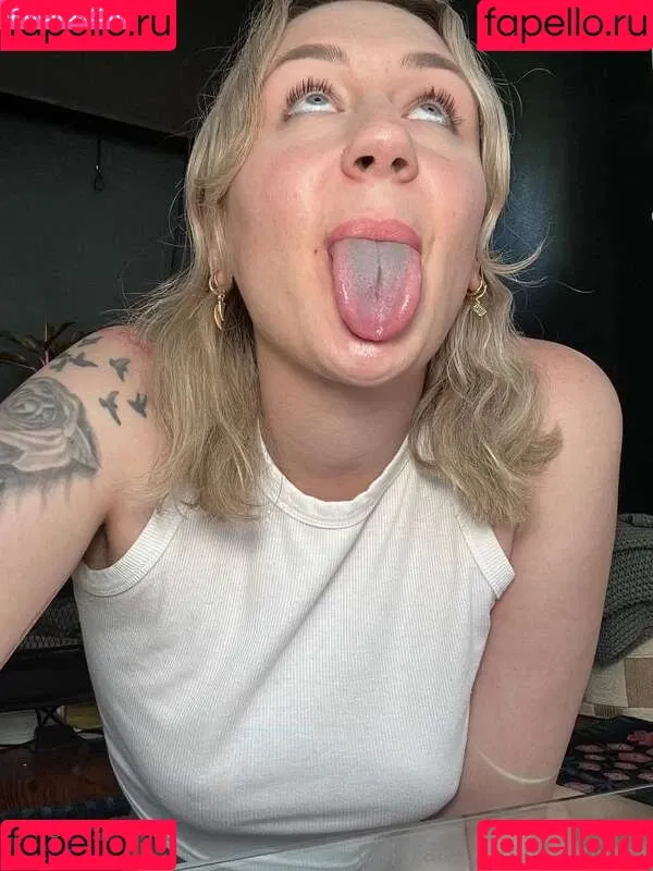 Iwantblondi Onlyfans Photo Gallery 