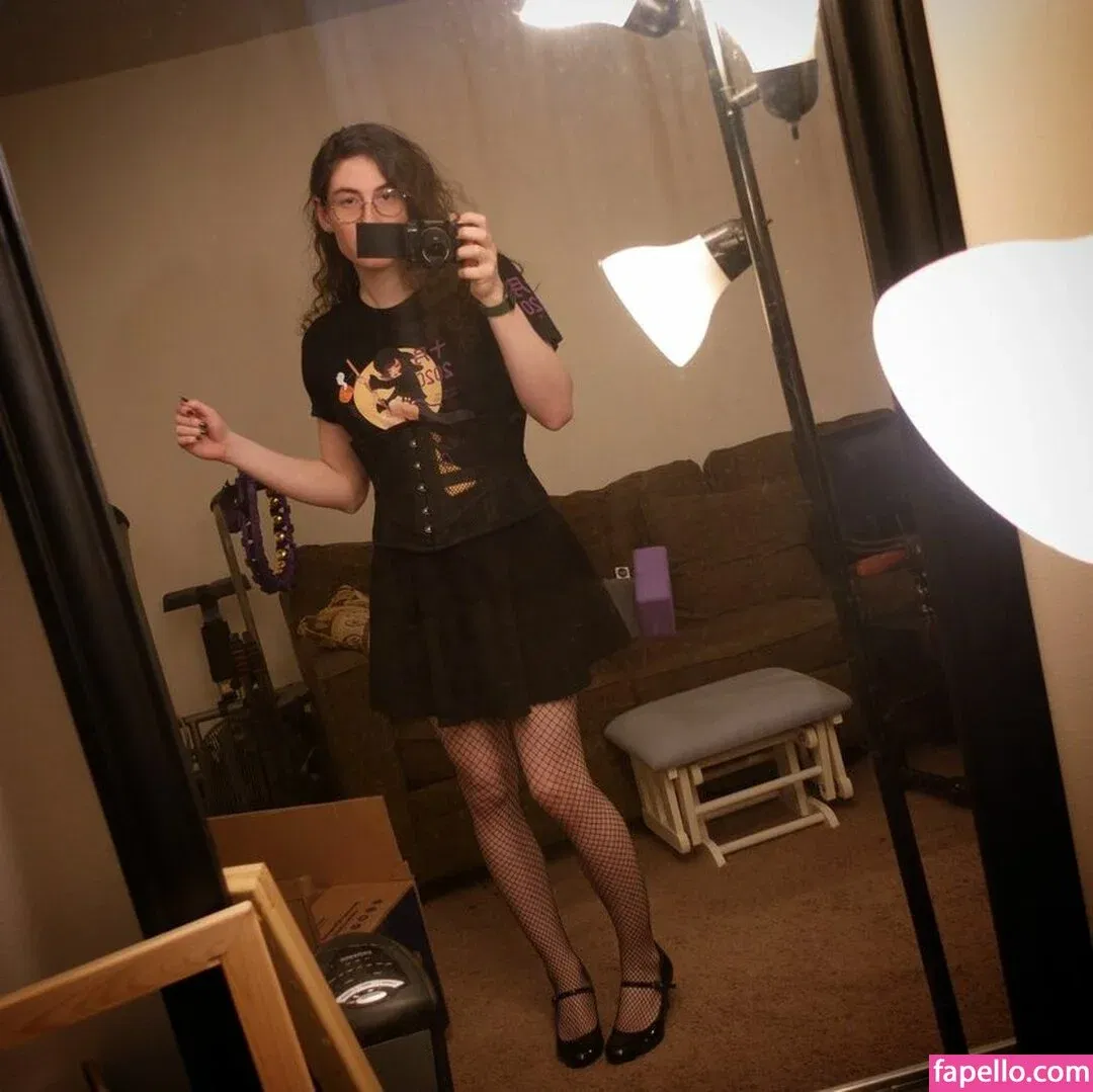 Aetheria_Officinalis Onlyfans Photo Gallery 