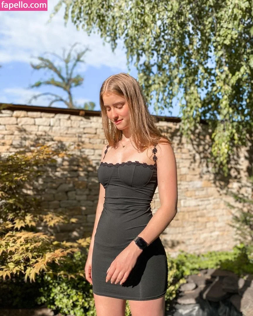 DJ Mari Moura Onlyfans Photo Gallery 