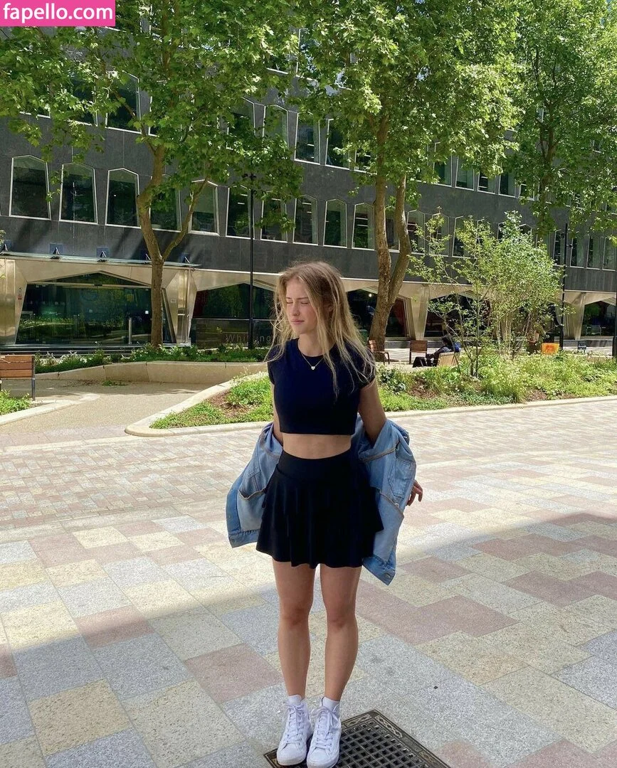 DJ Mari Moura Onlyfans Photo Gallery 