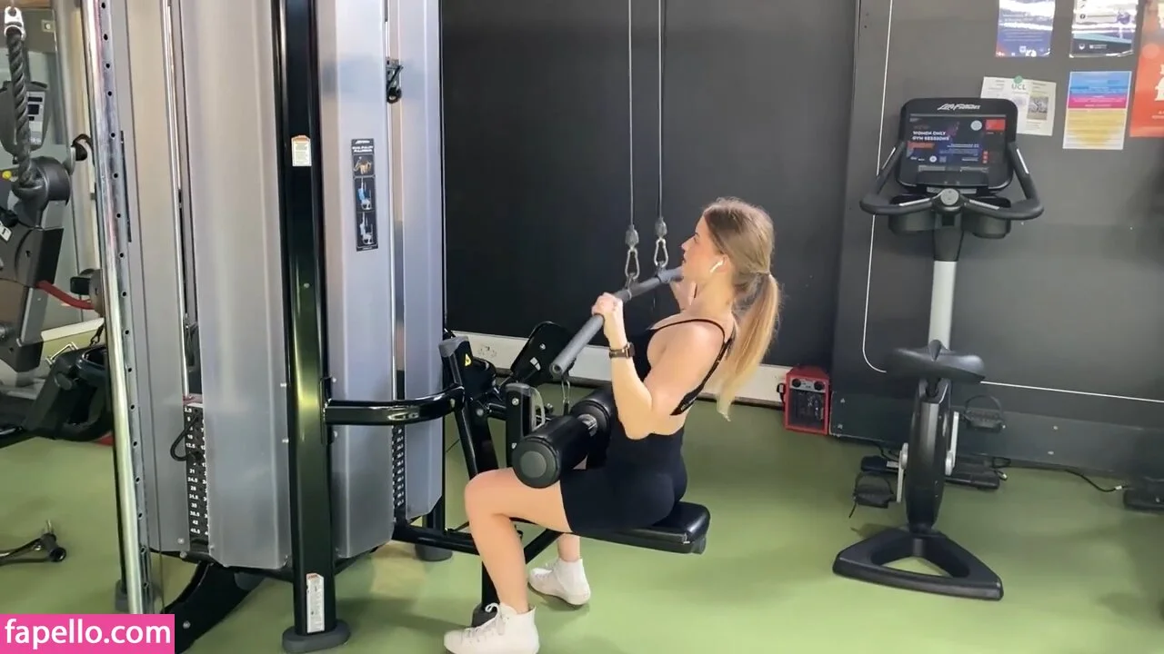 DJ Mari Moura Onlyfans Photo Gallery 