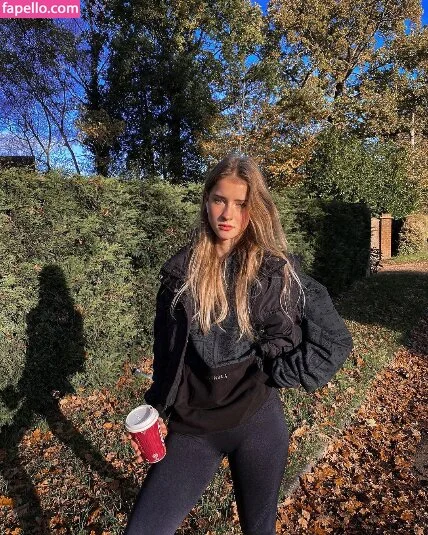 DJ Mari Moura Onlyfans Photo Gallery 