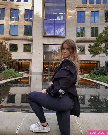 DJ Mari Moura Onlyfans Photo Gallery 