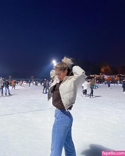 DJ Mari Moura Onlyfans Photo Gallery 