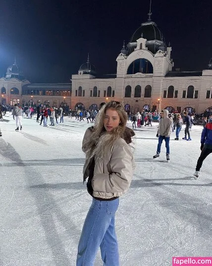 DJ Mari Moura Onlyfans Photo Gallery 