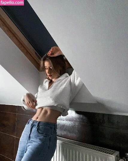 DJ Mari Moura Onlyfans Photo Gallery 