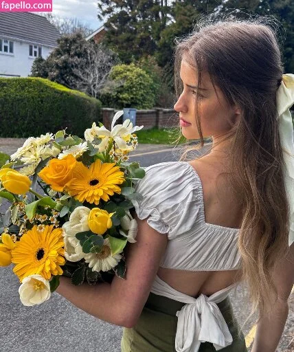 DJ Mari Moura Onlyfans Photo Gallery 