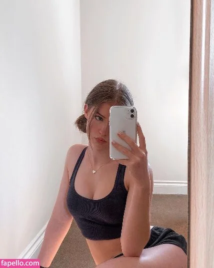 DJ Mari Moura Onlyfans Photo Gallery 