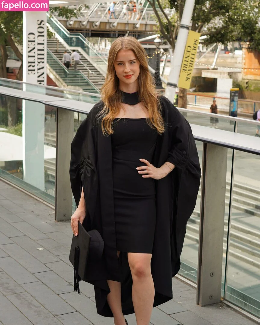 DJ Mari Moura Onlyfans Photo Gallery 