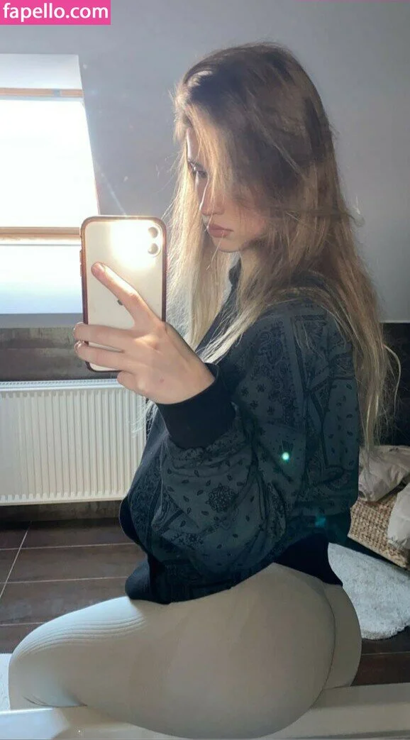 DJ Mari Moura Onlyfans Photo Gallery 