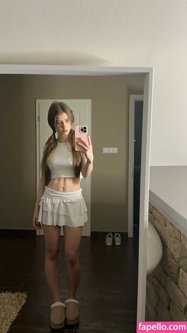 DJ Mari Moura Onlyfans Photo Gallery 