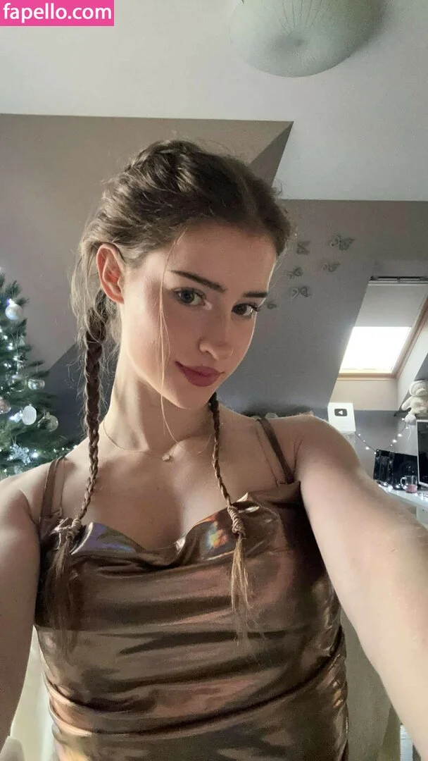 DJ Mari Moura Onlyfans Photo Gallery 