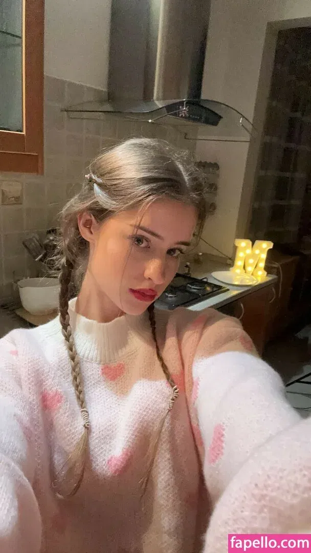 DJ Mari Moura Onlyfans Photo Gallery 