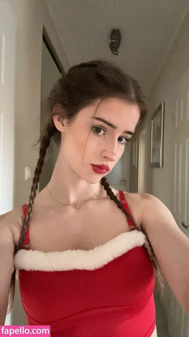 DJ Mari Moura Onlyfans Photo Gallery 