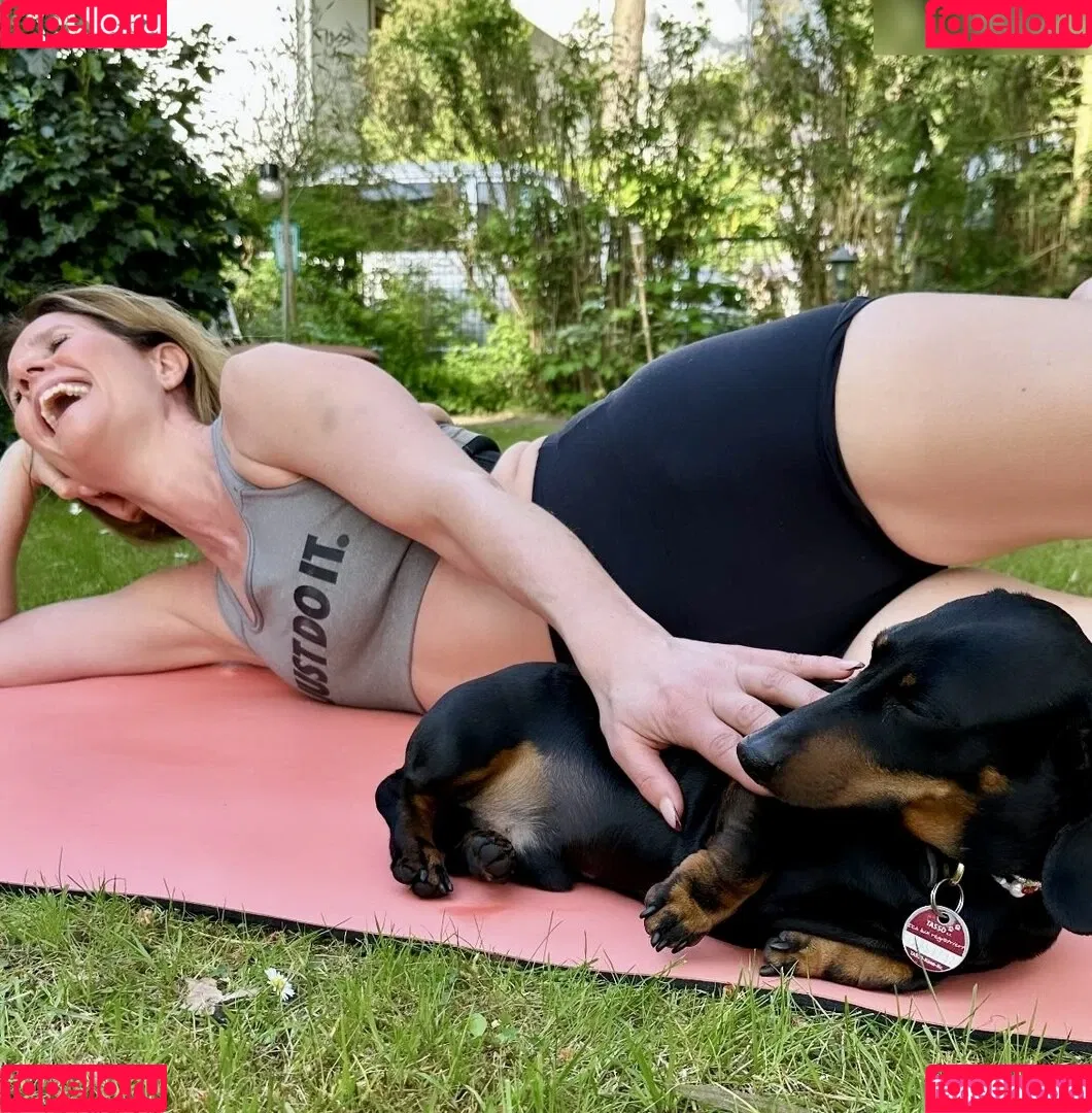 Mareile Höppner Onlyfans Photo Gallery 