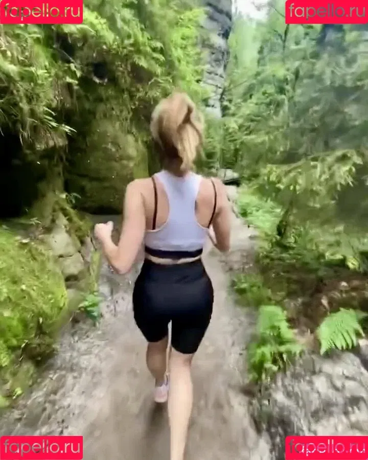 Mareile Höppner Onlyfans Photo Gallery 