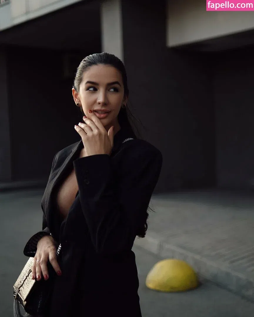 Nadezhda Mood Onlyfans Photo Gallery 