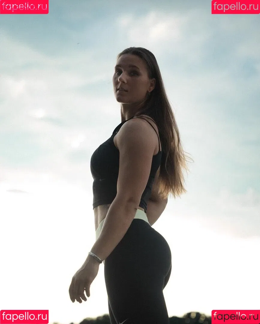 Lisa Buckwitz Onlyfans Photo Gallery 
