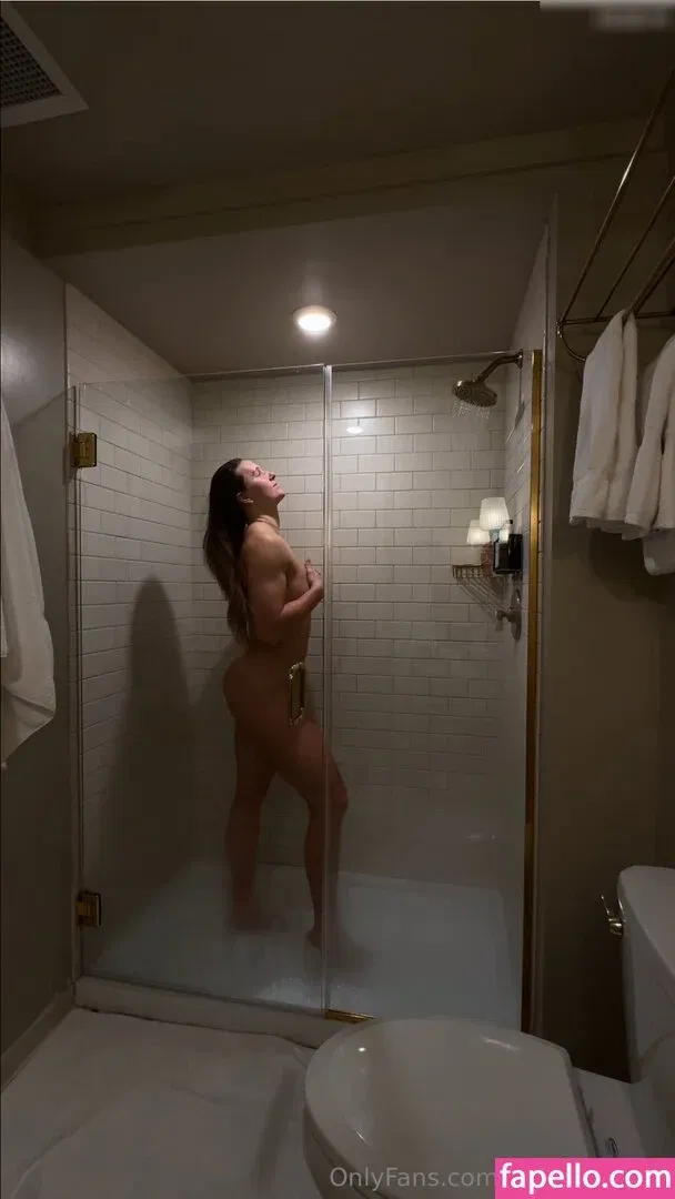 Lisa Buckwitz Onlyfans Photo Gallery 