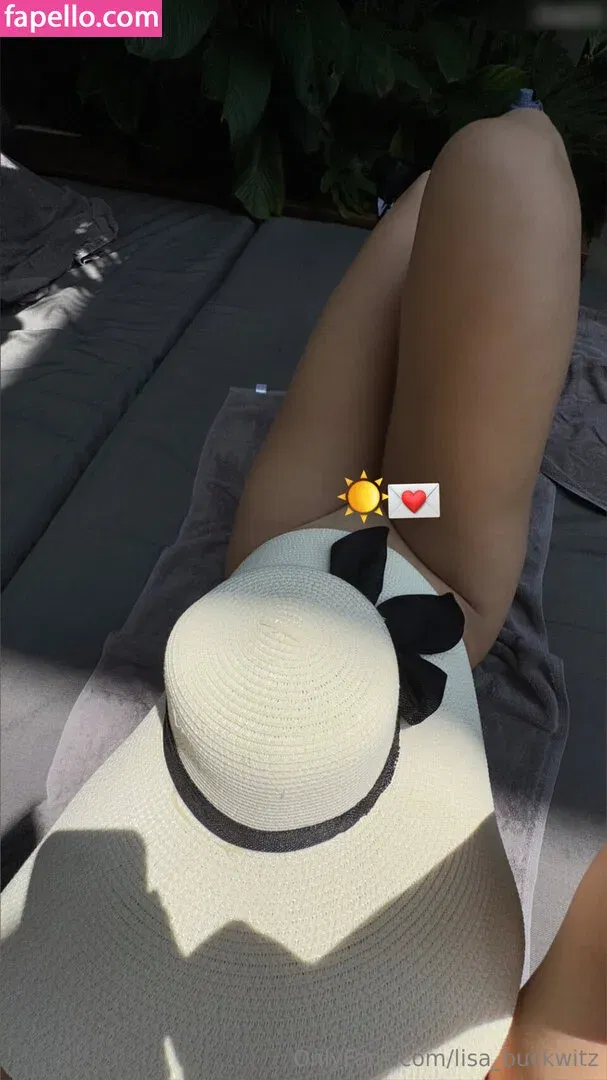 Lisa Buckwitz Onlyfans Photo Gallery 