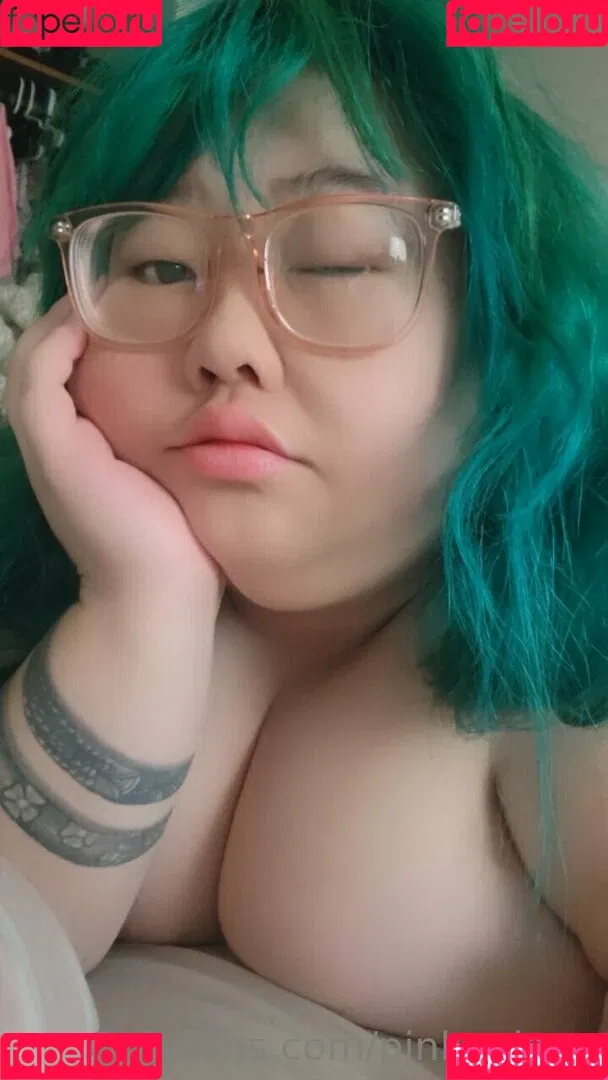 pinkpolaaa Onlyfans Photo Gallery 