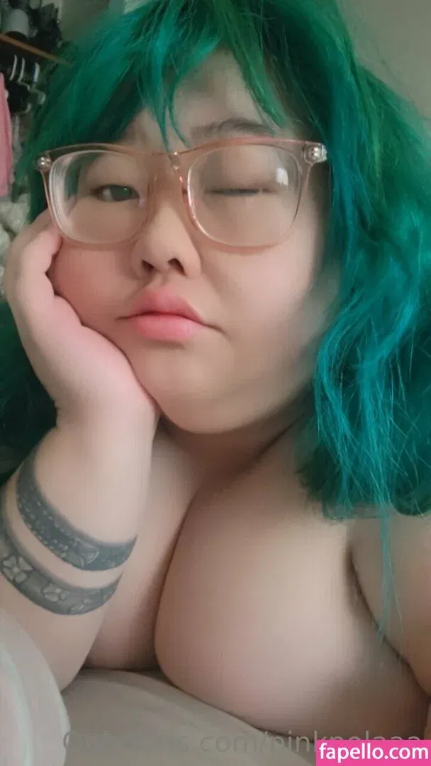 pinkpolaaa Onlyfans Photo Gallery 