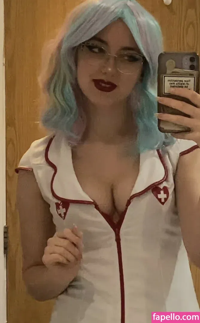 Em Cavell Onlyfans Photo Gallery 