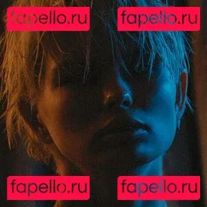 Julia__Logan Onlyfans Photo Gallery 