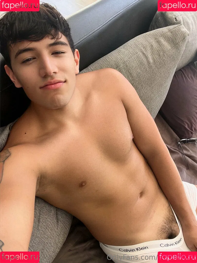 redboyxita Onlyfans Photo Gallery 