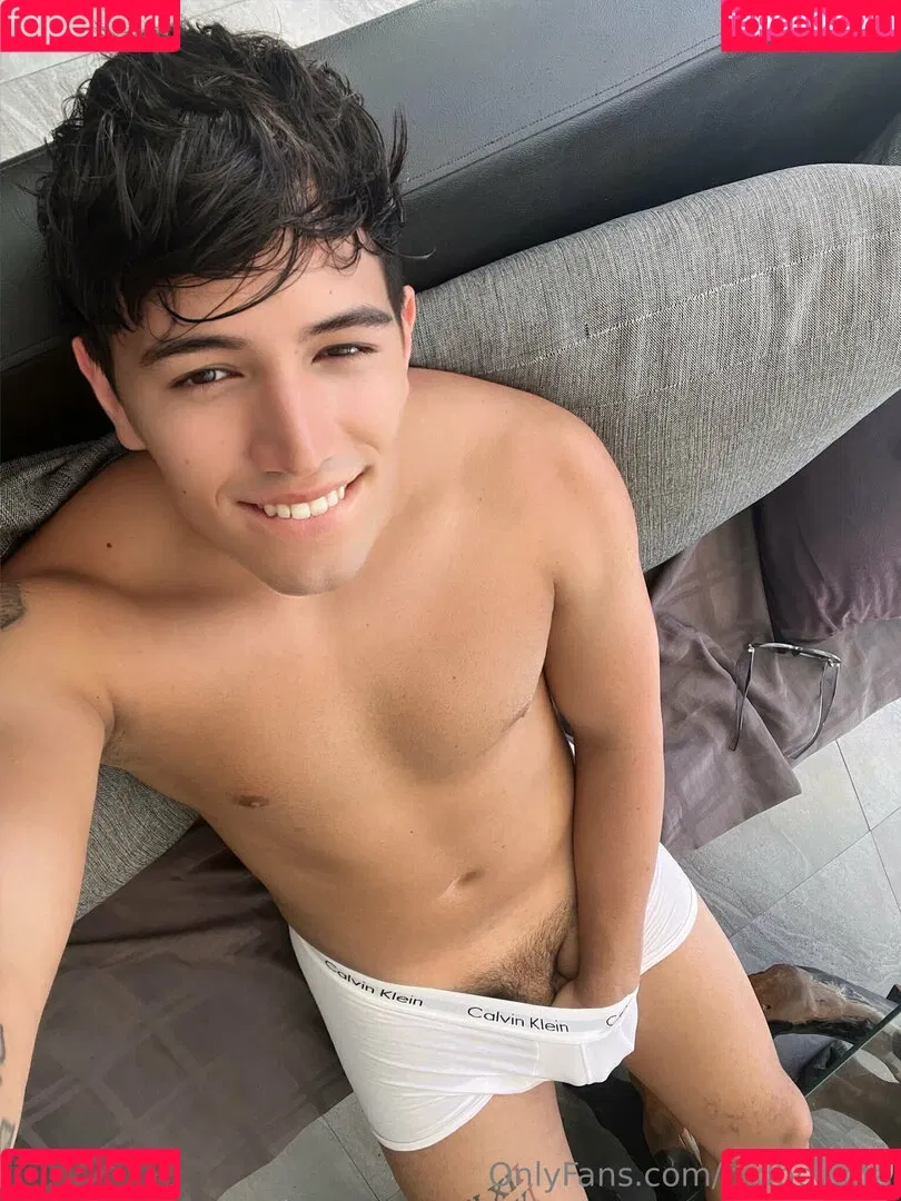 redboyxita Onlyfans Photo Gallery 