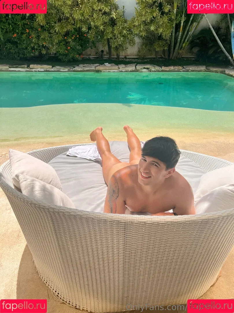 redboyxita Onlyfans Photo Gallery 