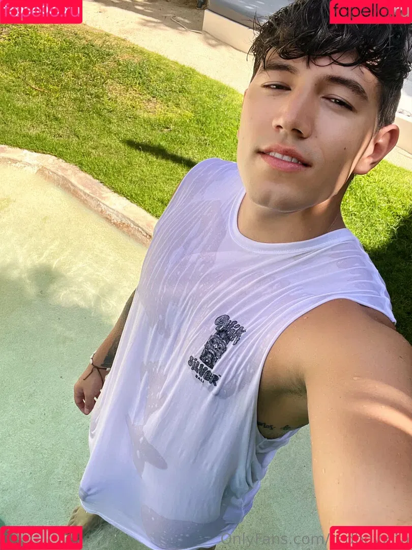 redboyxita Onlyfans Photo Gallery 