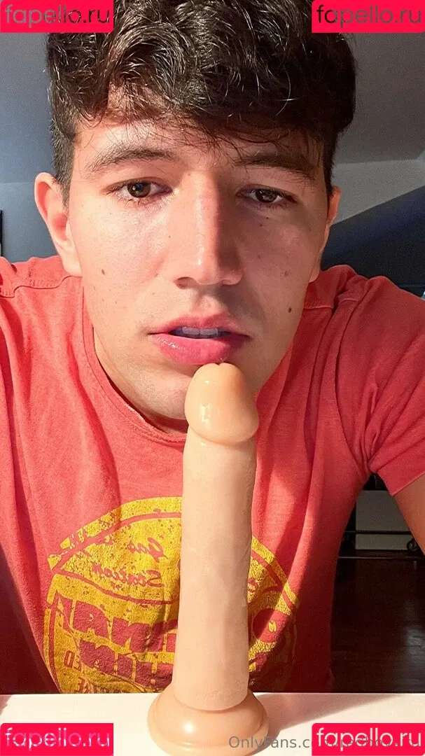 redboyxita Onlyfans Photo Gallery 