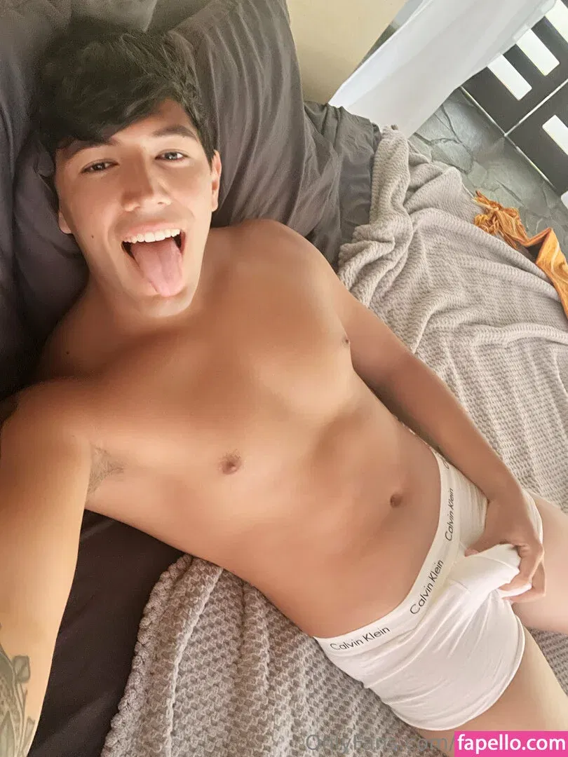 redboyxita Onlyfans Photo Gallery 