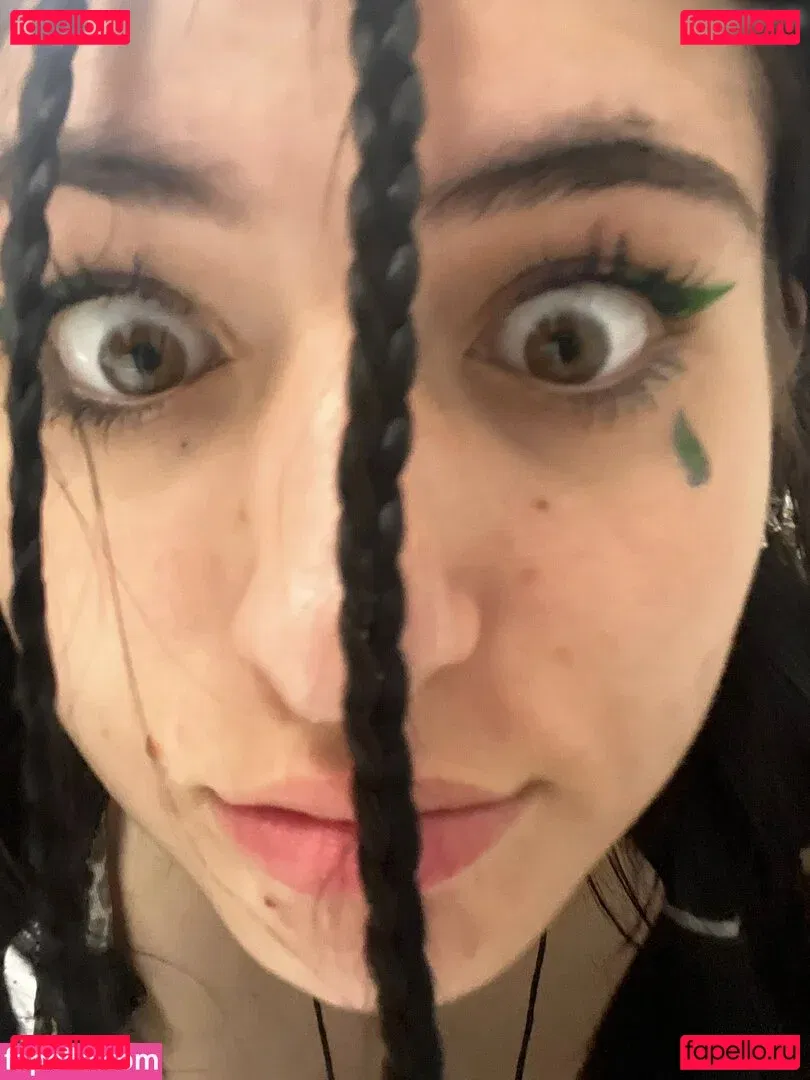 Niamausilol Onlyfans Photo Gallery 