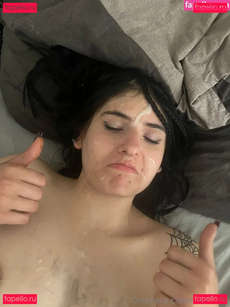 Niamausilol Onlyfans Photo Gallery 