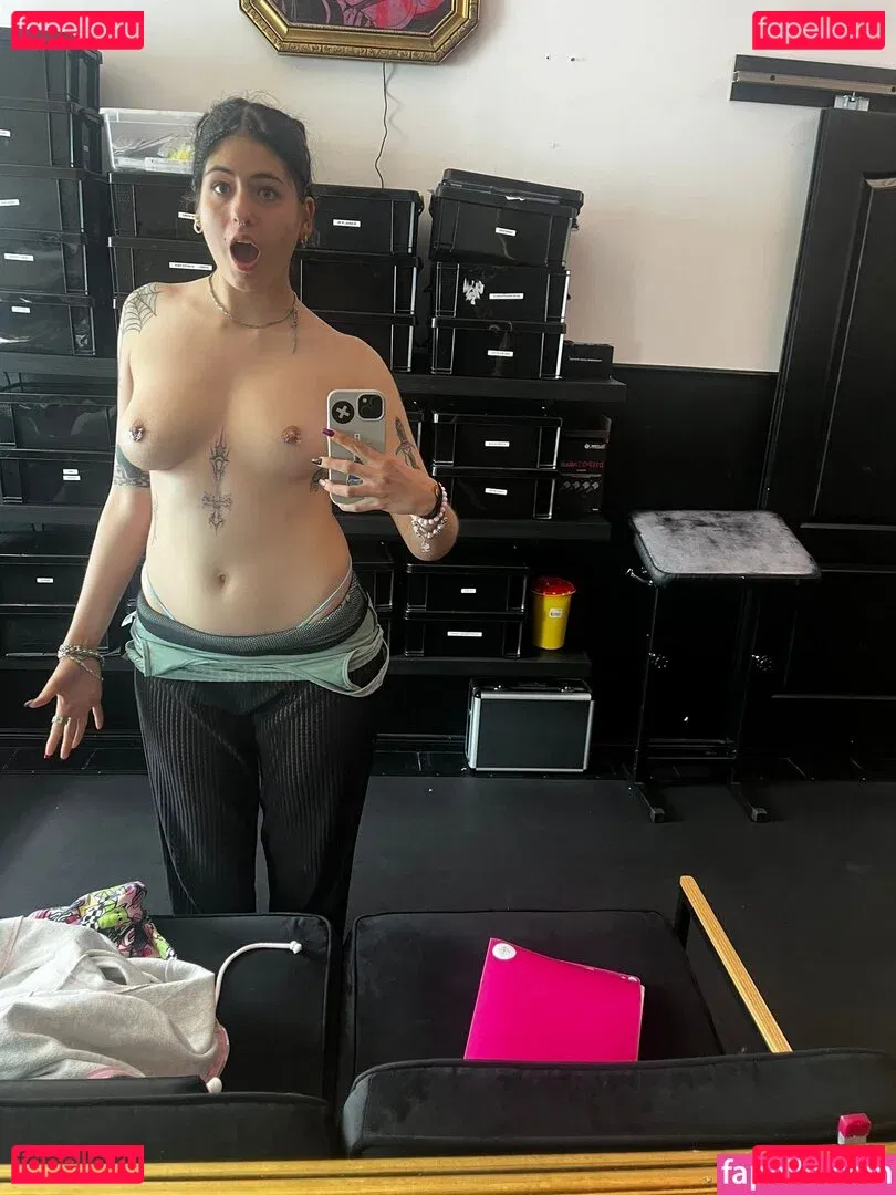 Niamausilol Onlyfans Photo Gallery 