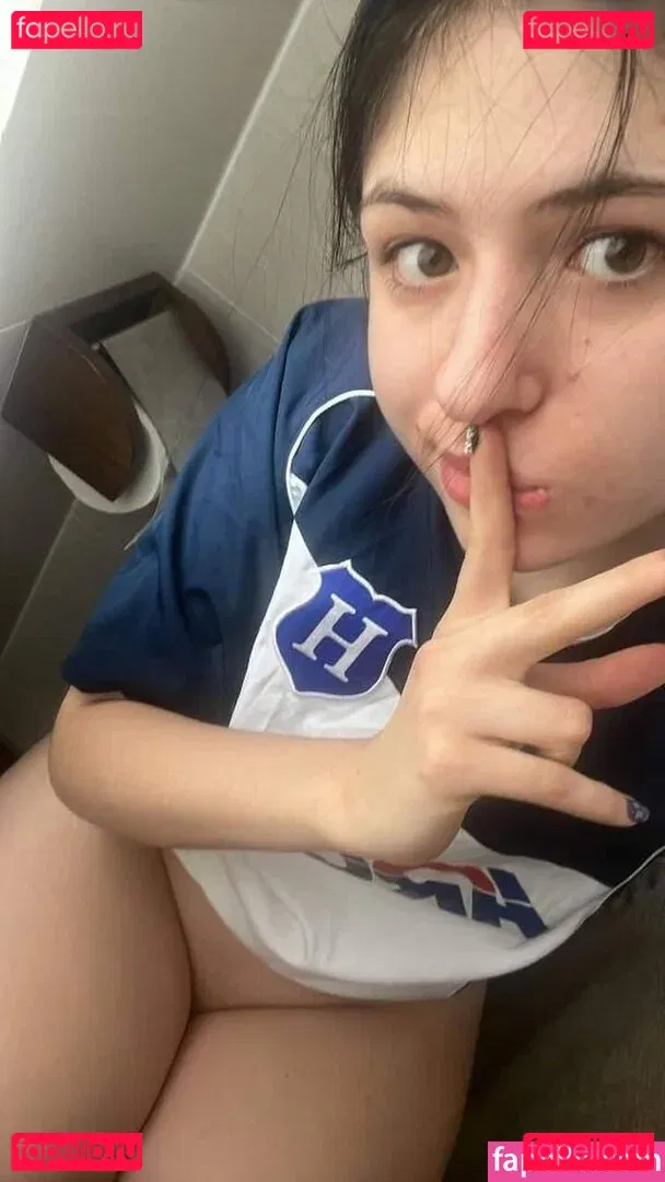 Niamausilol Onlyfans Photo Gallery 