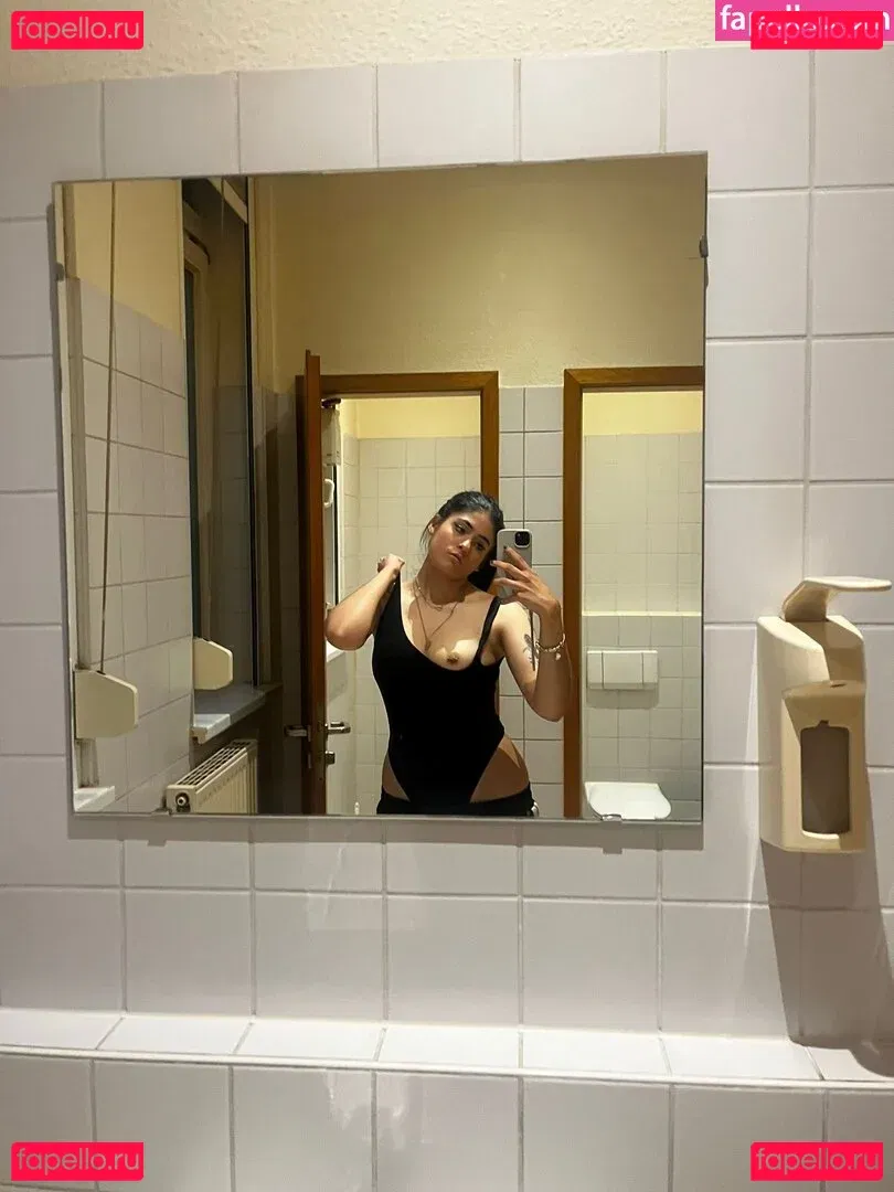 Niamausilol Onlyfans Photo Gallery 