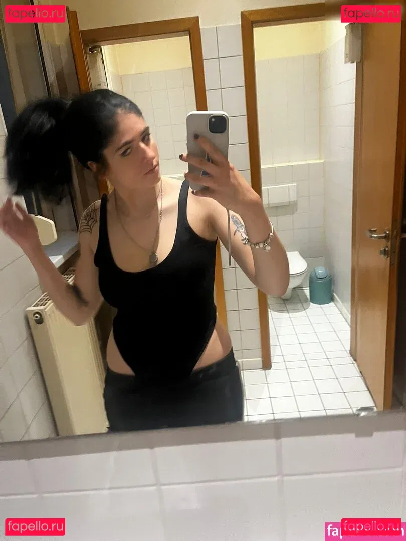 Niamausilol Onlyfans Photo Gallery 