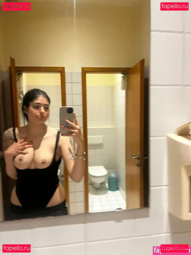 Niamausilol Onlyfans Photo Gallery 