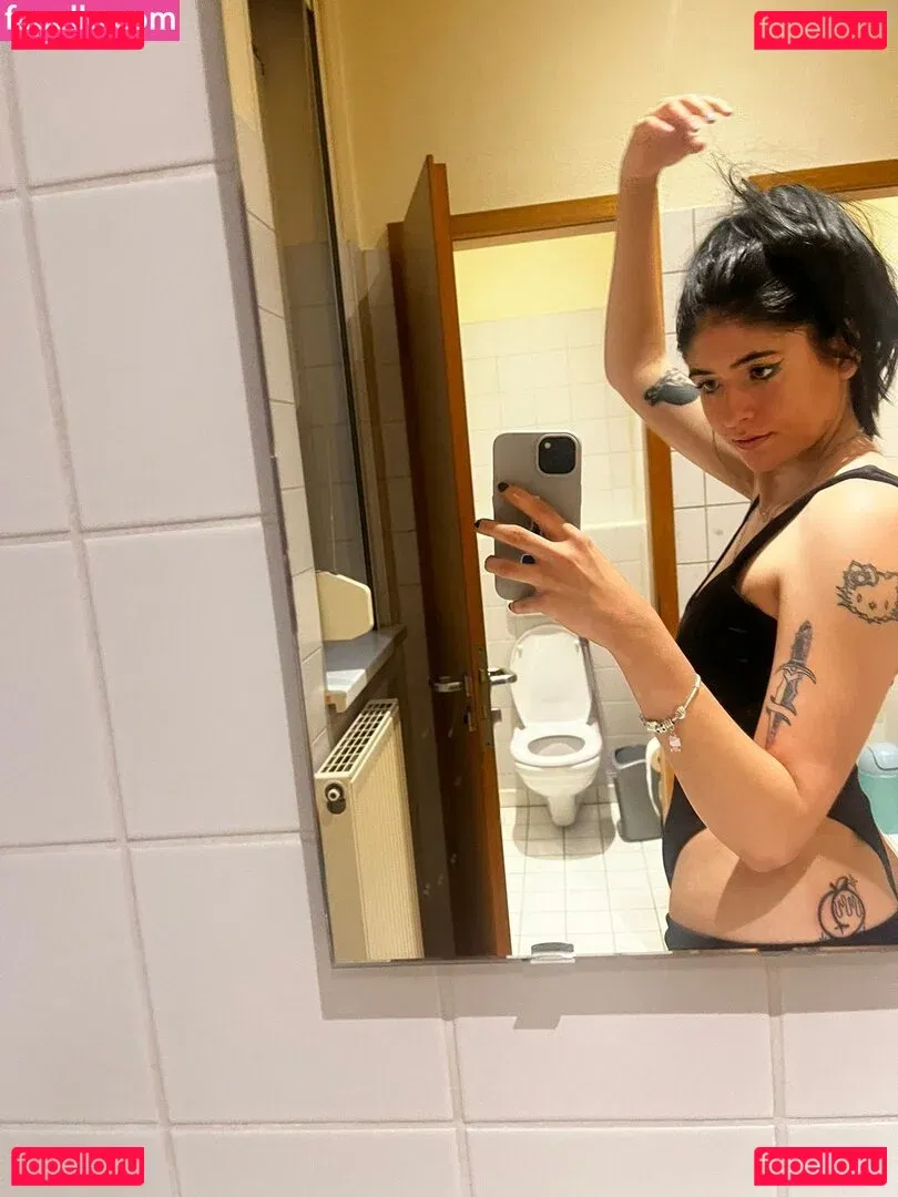 Niamausilol Onlyfans Photo Gallery 