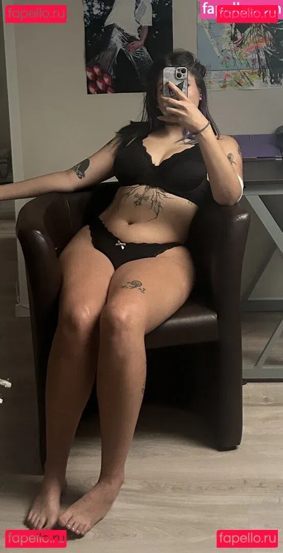 Niamausilol Onlyfans Photo Gallery 