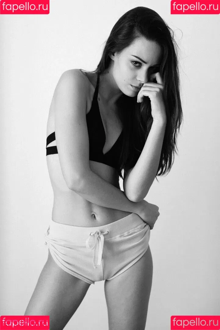 Victorienne Magnen Onlyfans Photo Gallery 